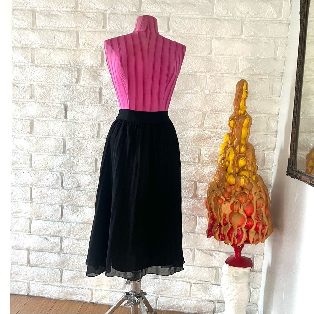 Donna Karan Pleaded Black Skirt Sz XXS